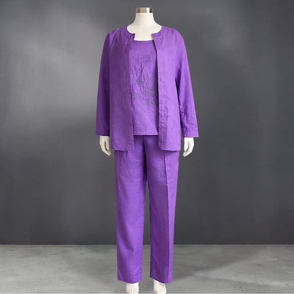 Purple Three-Piece Women's Linen Pant Set with Embroidered Shell and Jacket - Picture 5 of 12